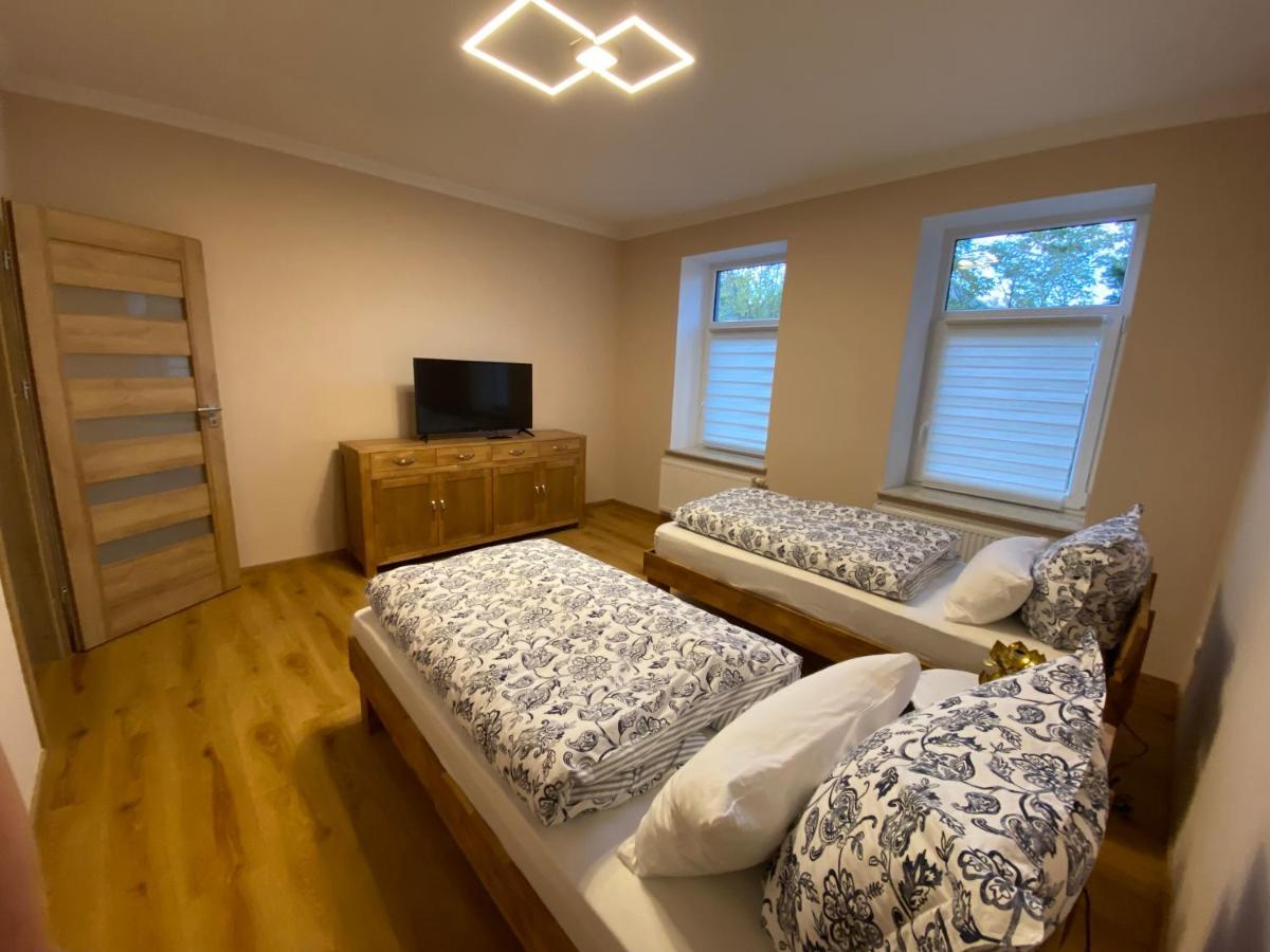 2 Raum Apartment Mit Terrasse, Hell Und Stilvoll Borna Esterno foto