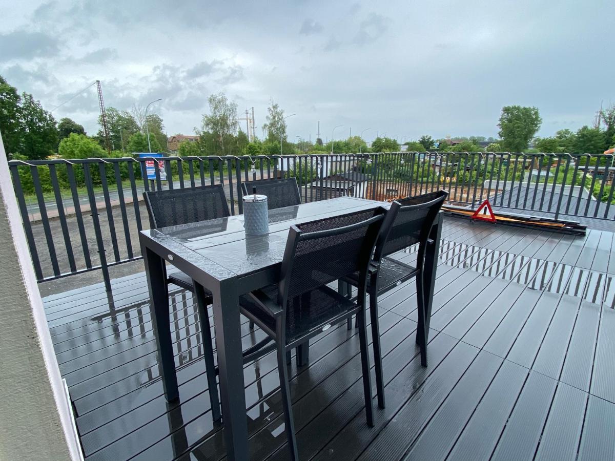 2 Raum Apartment Mit Terrasse, Hell Und Stilvoll Borna Esterno foto