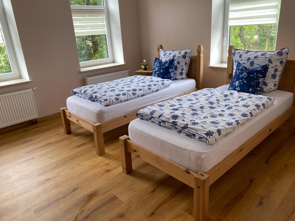 2 Raum Apartment Mit Terrasse, Hell Und Stilvoll Borna Esterno foto